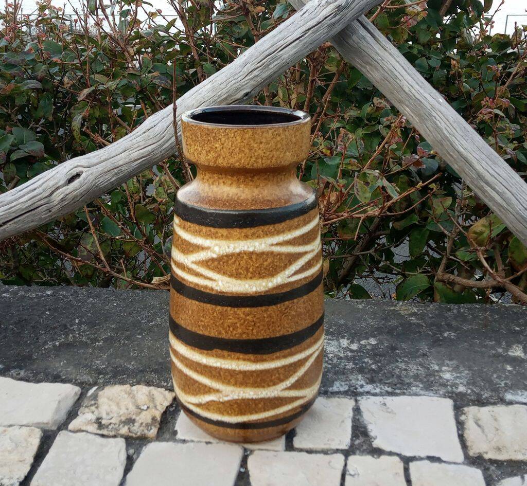 German Vase Made by Scheurich 242-22