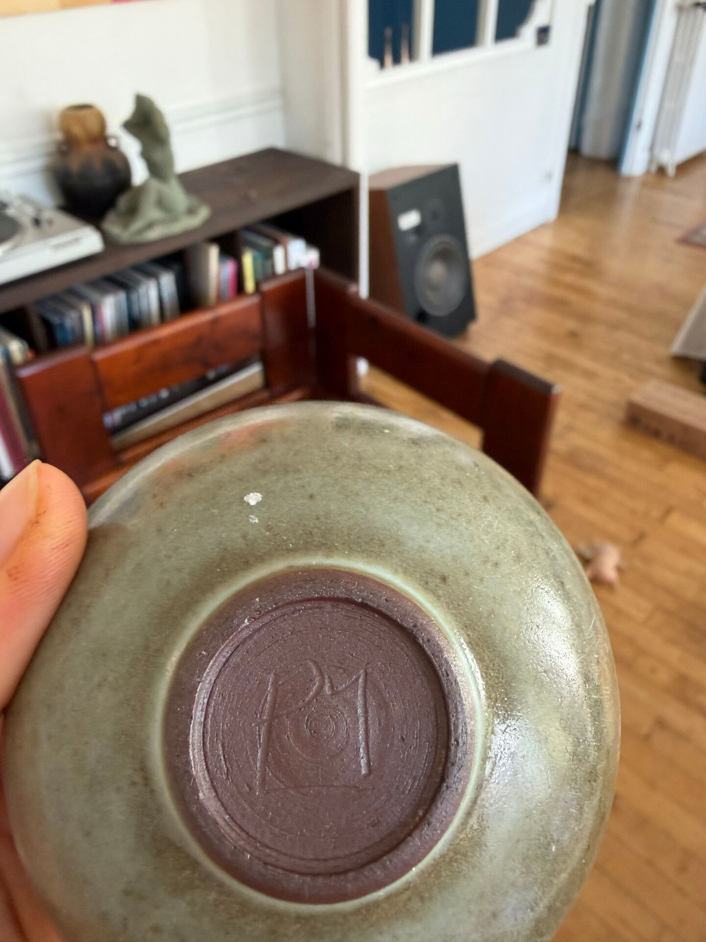 Glazed stoneware bowl type Chawan