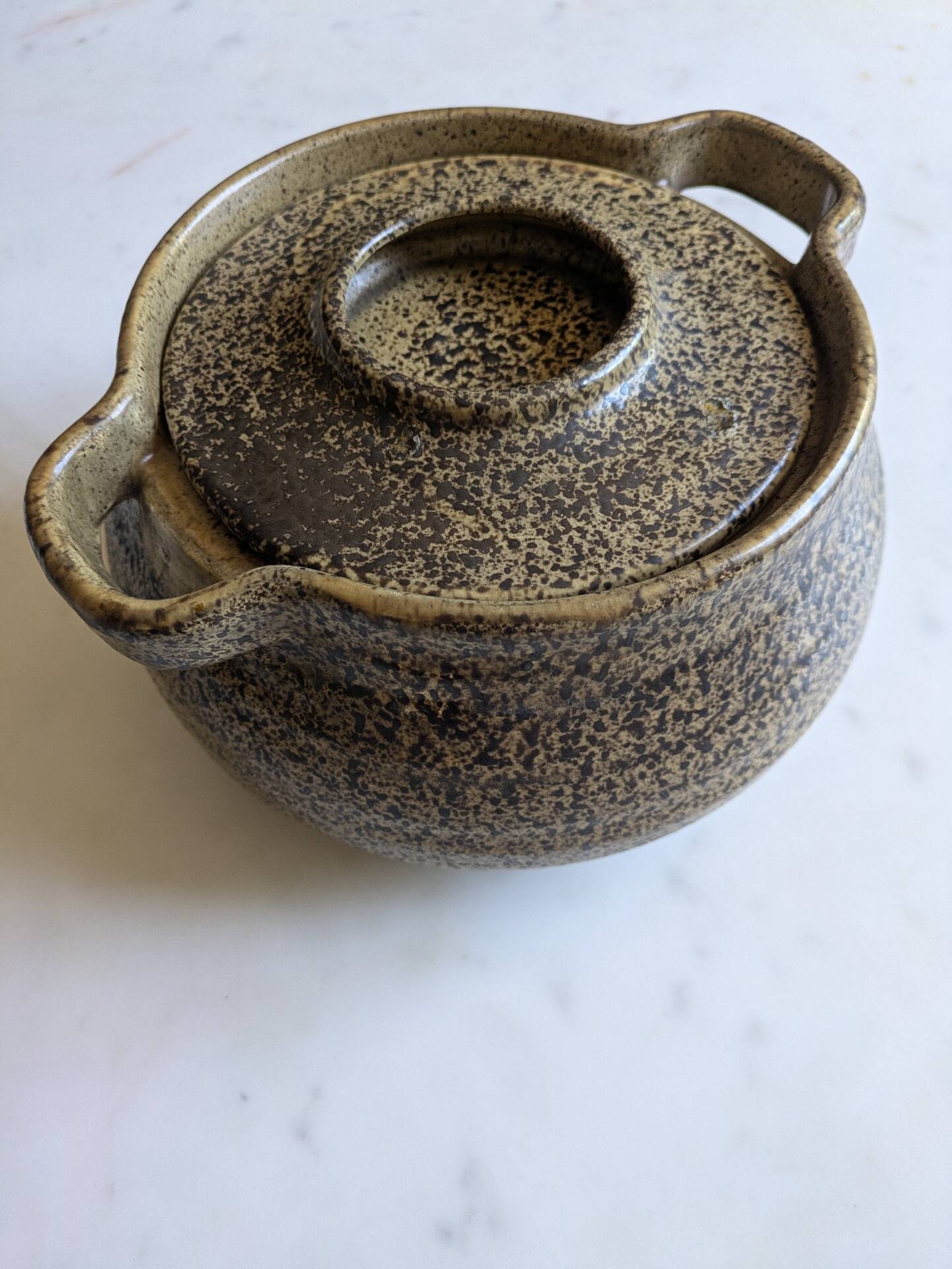 Sublime Soupière en grès moucheté "Les Potiers de l'Abbaye  70'