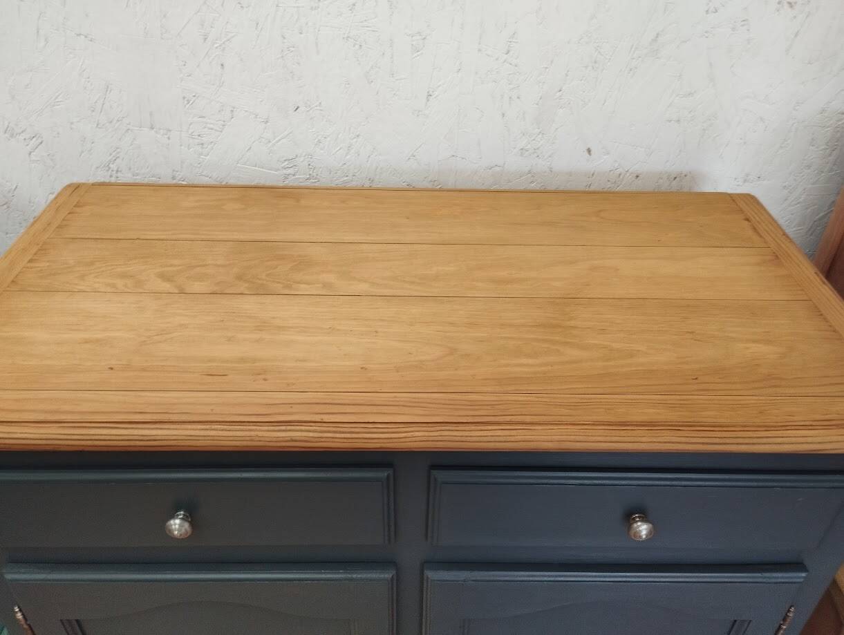 Anthracite gray sideboard