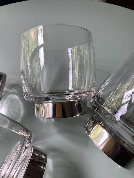 Set of 4 whisky glasses