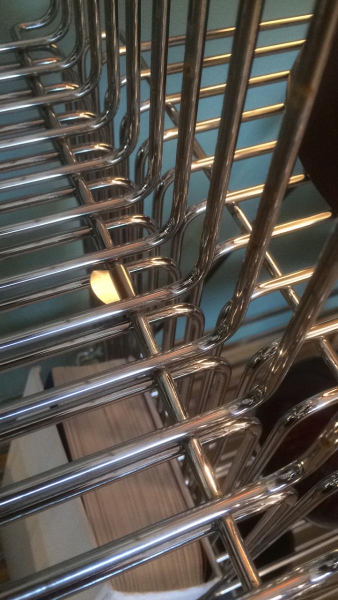 Adjustable shelves Pantonova Wire of Verner Panton