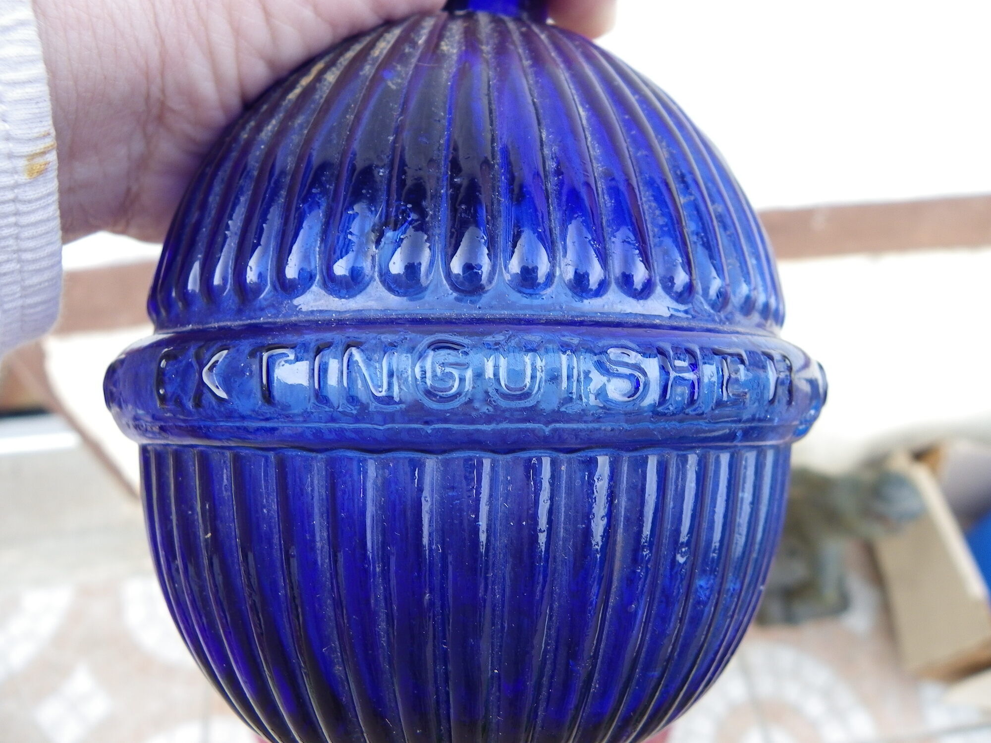 HARDEN fireplace fire extinguishing grenade in fluted blue glass, marked "Star". Rare decoration