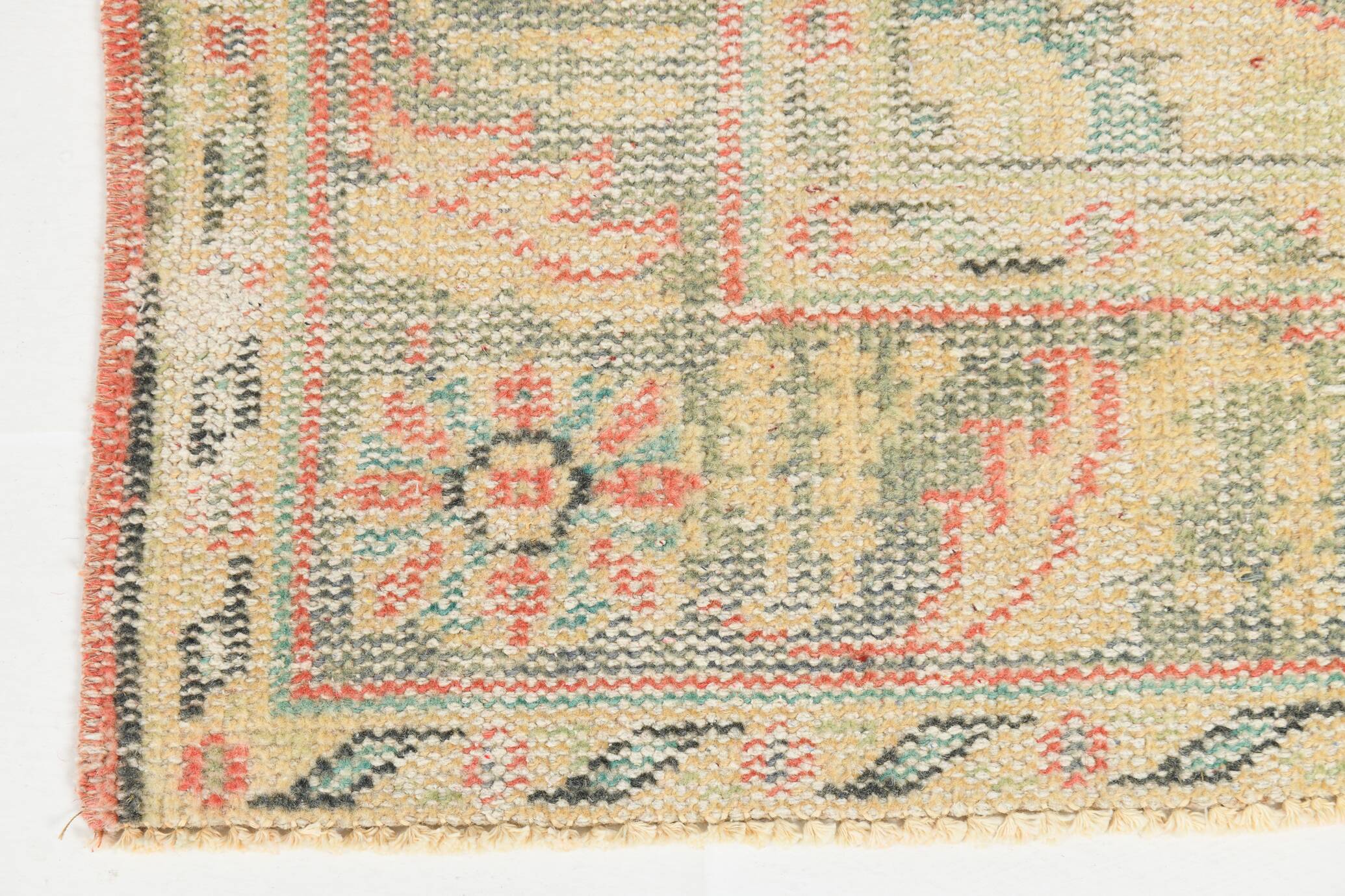 6x9 Soft Beige & Red Geometric Vintage Rug, 181x260 Cm