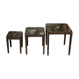 Ensemble de trois tables