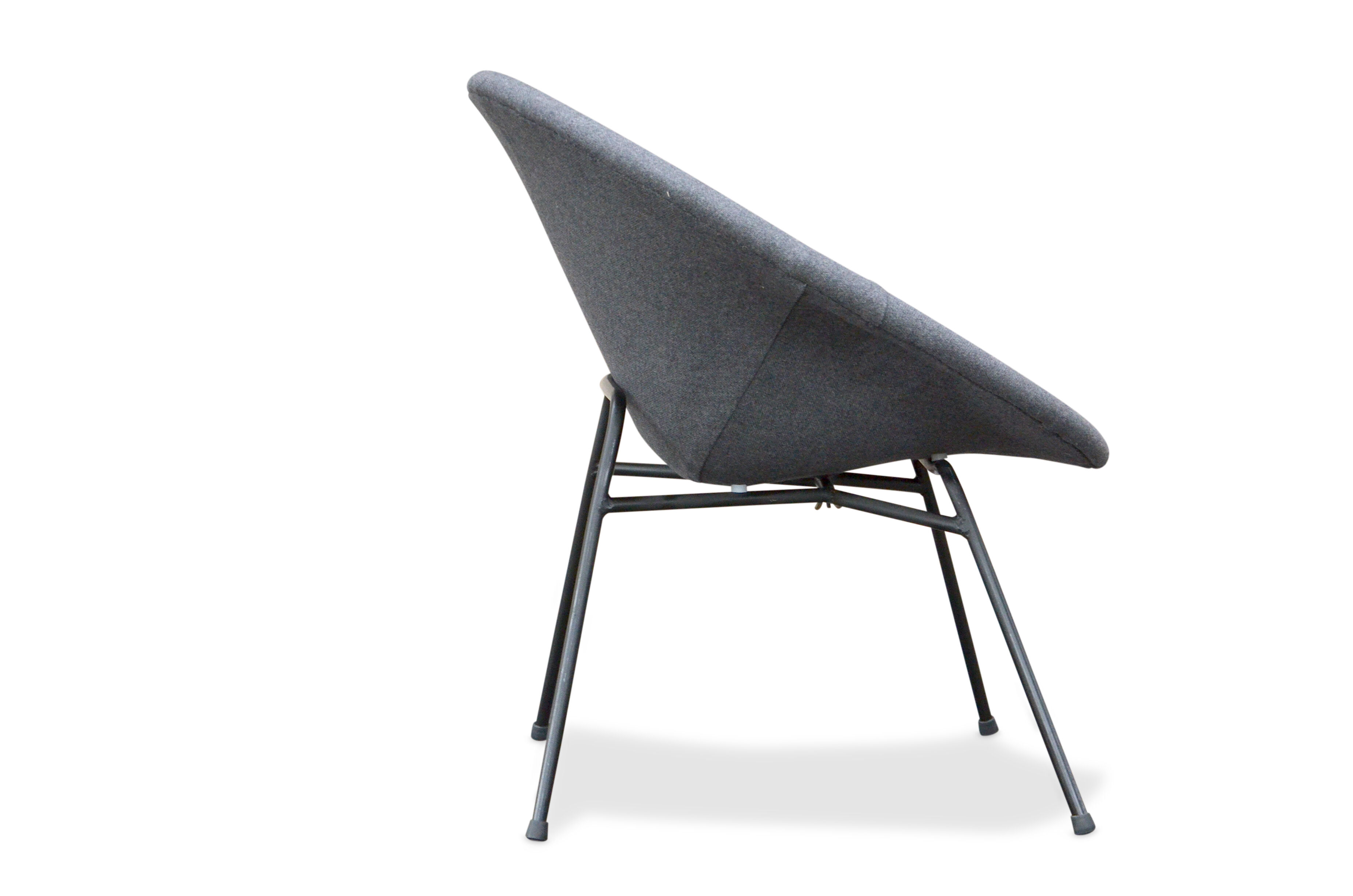 Fiber armchair by Claude Vassal Drivers Stores 1950