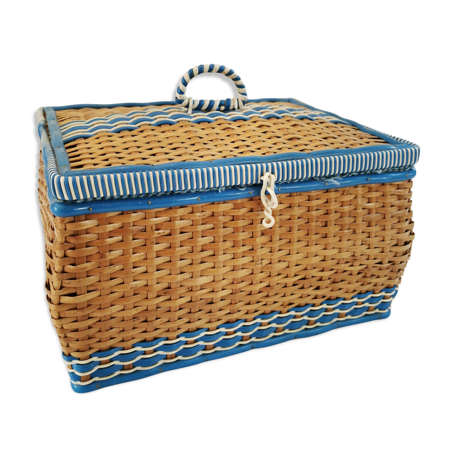 Sewing basket