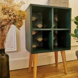 Table peacock pattern