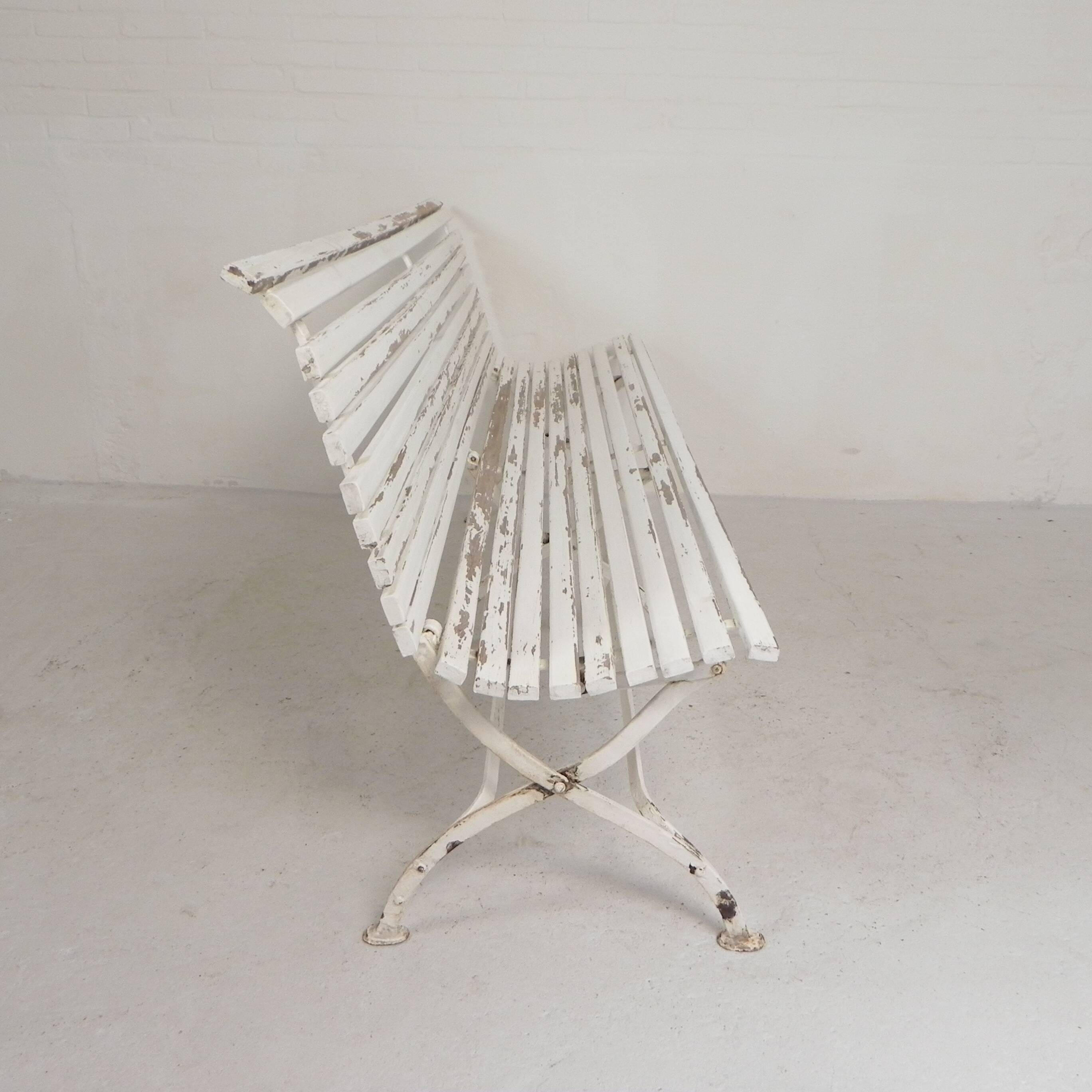 Garden bench, slatted bench, folding, 2 metres long, 1930s.