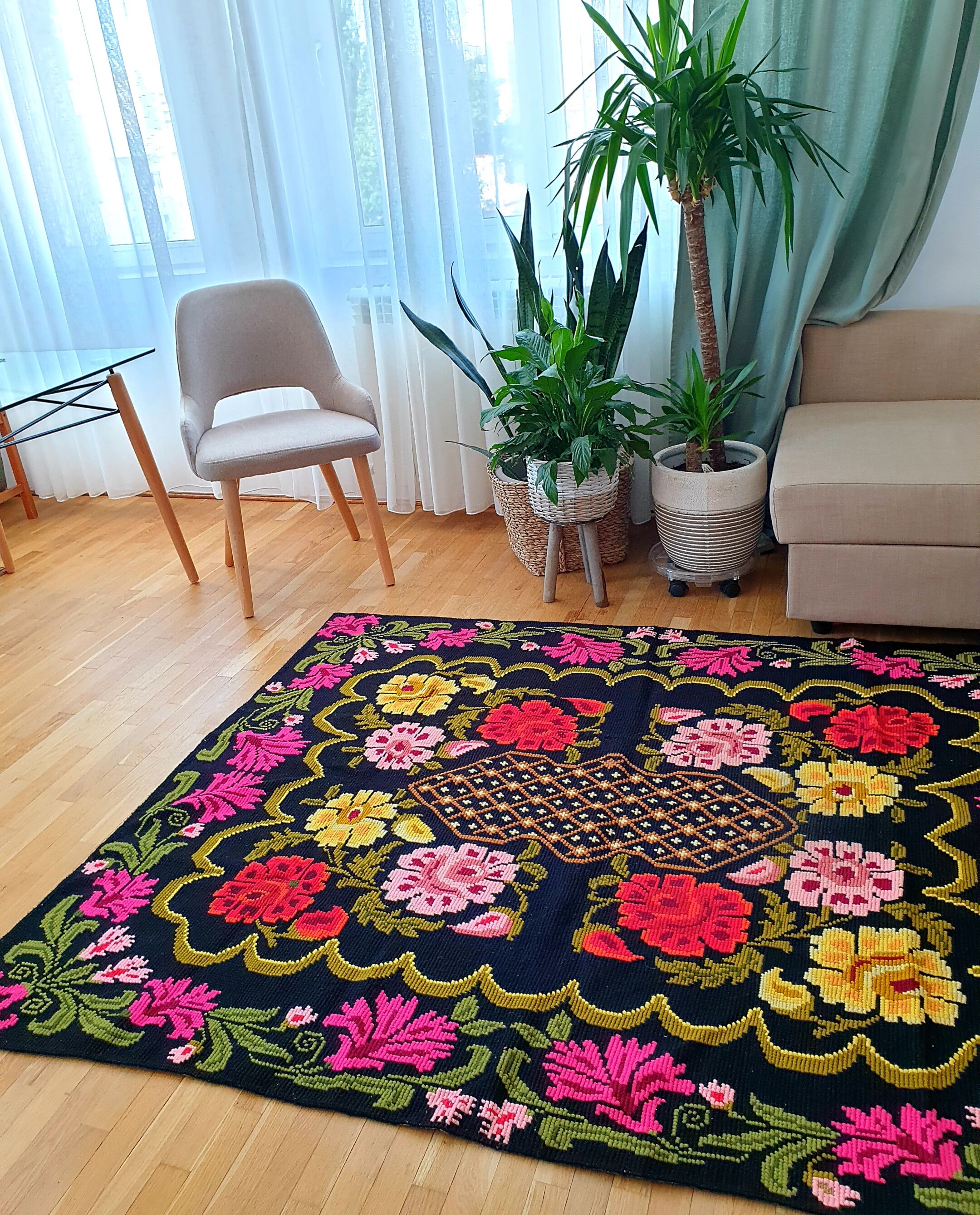 Cross stitch floral boho carpet made by hand on hemp, Romania 148x190cm