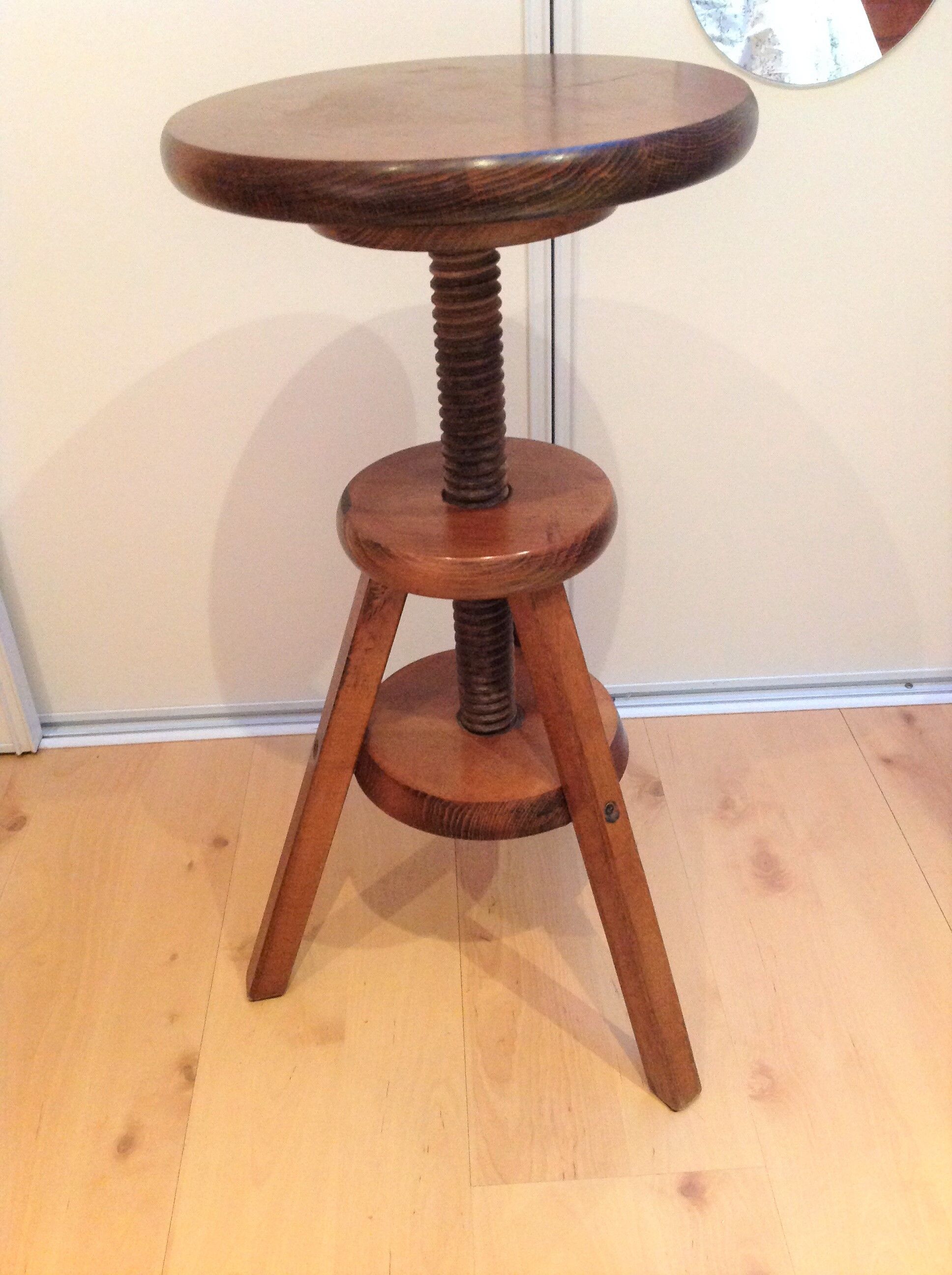 Wooden tripod stool / vintage 60s-70s