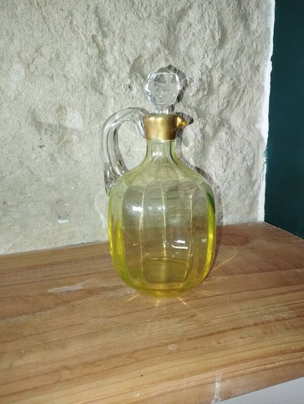 Carafe vintage en fluorine, signée années 30–40