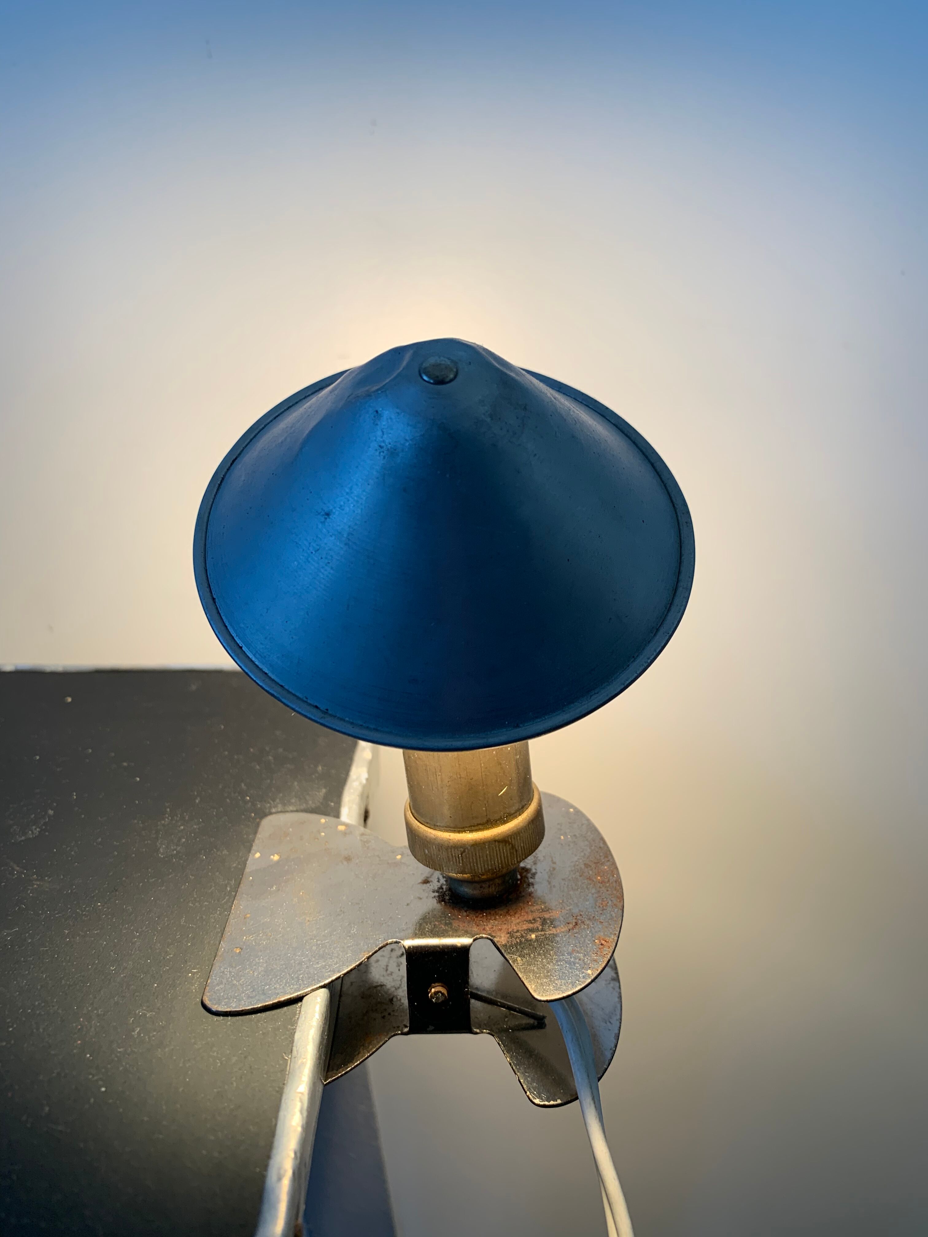 Old mushroom clip lamp