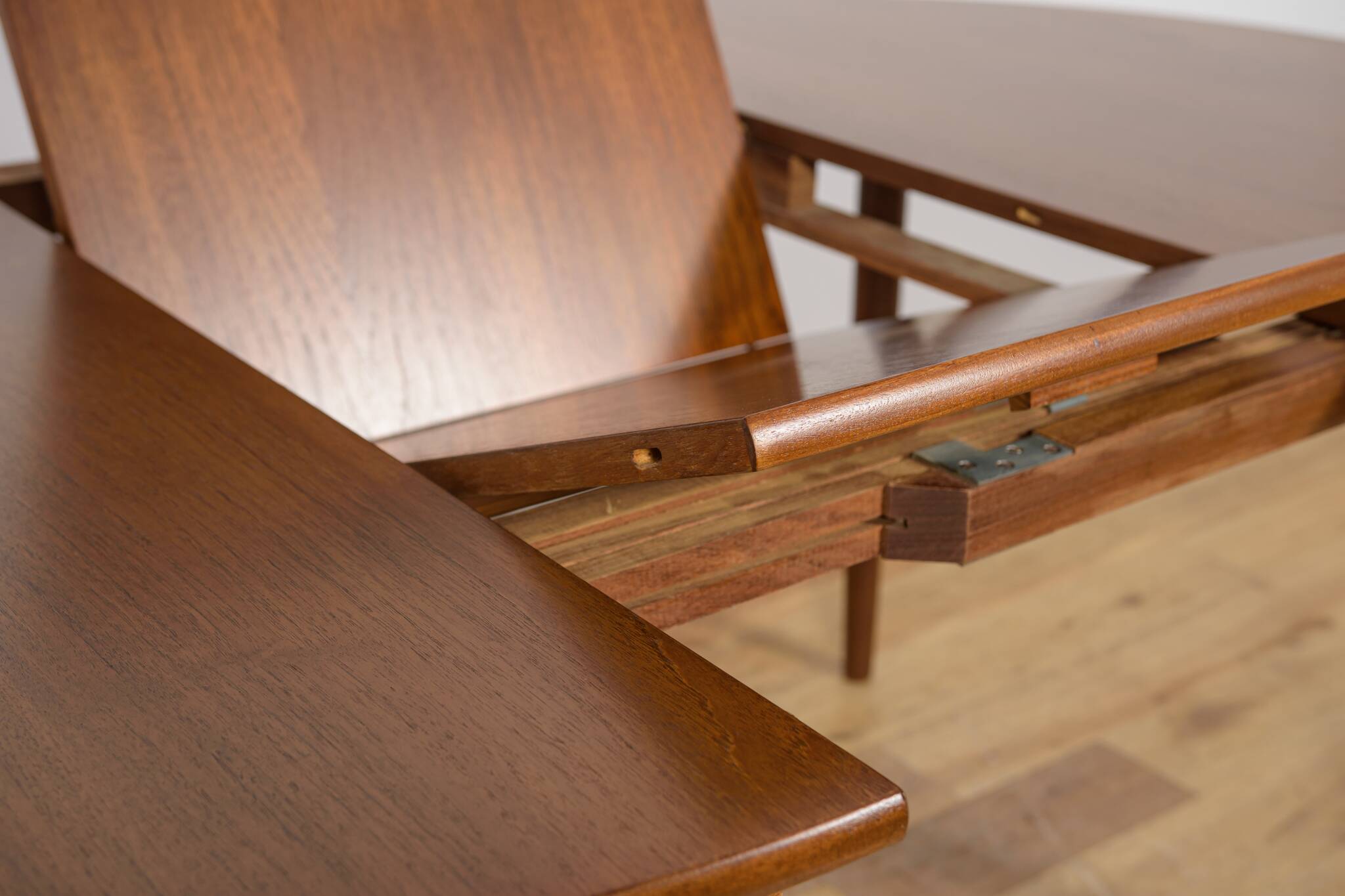 Mid-Century Teak Dining Table & Chairs by Hans Olsen for Frem Røjle.