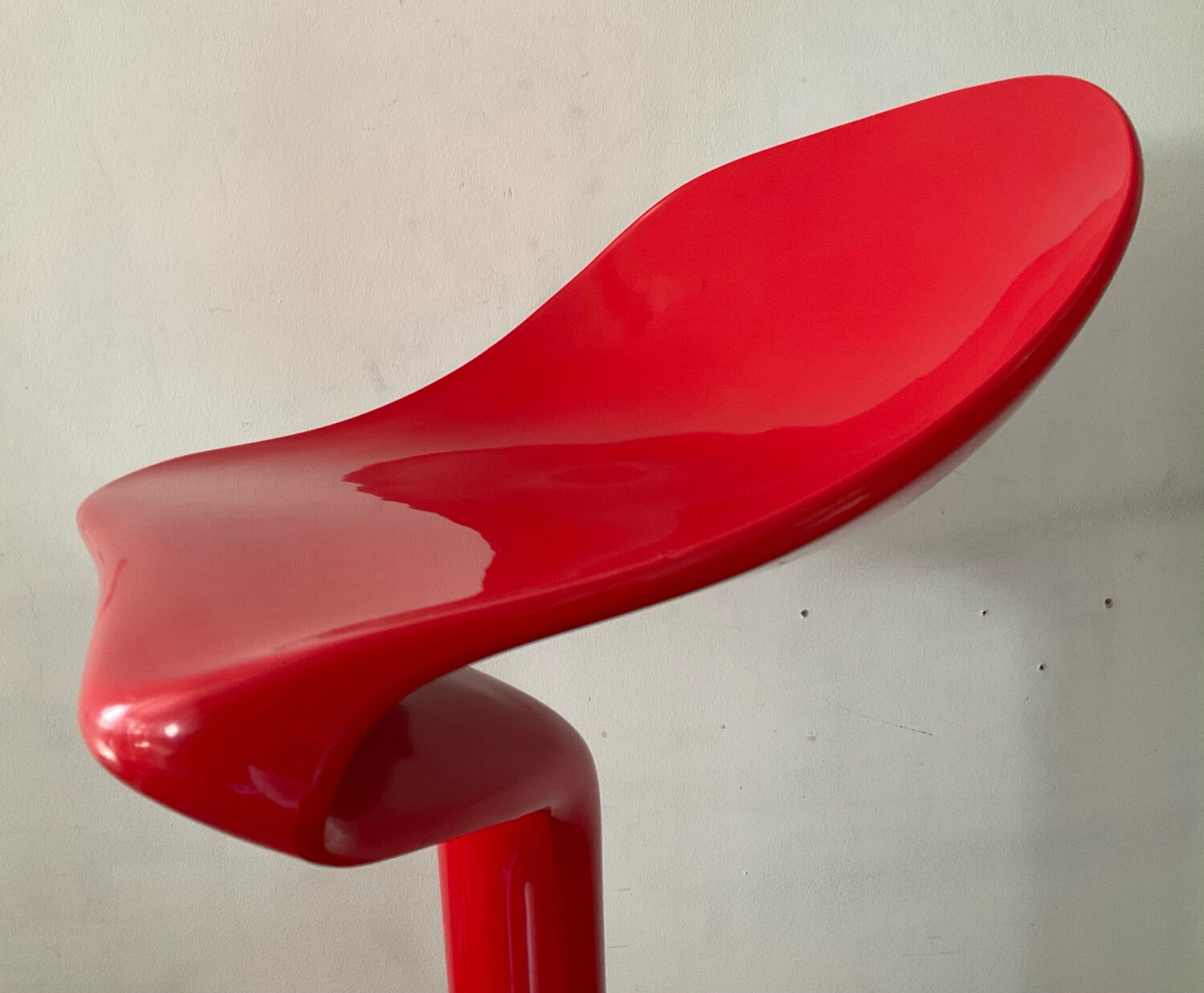 Spoon stool for Kartell by Antonio Citterio