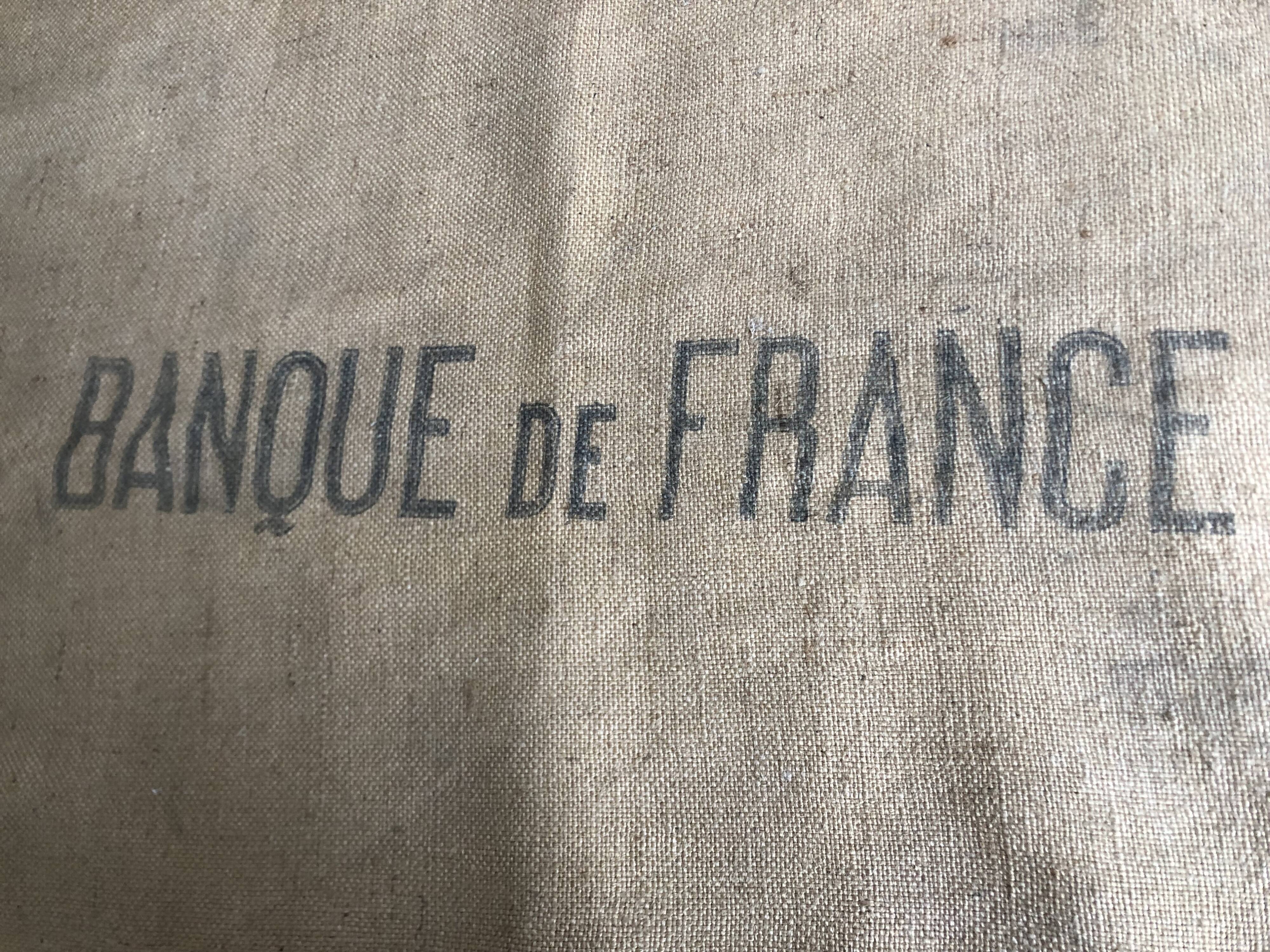 Hemp bag France bank