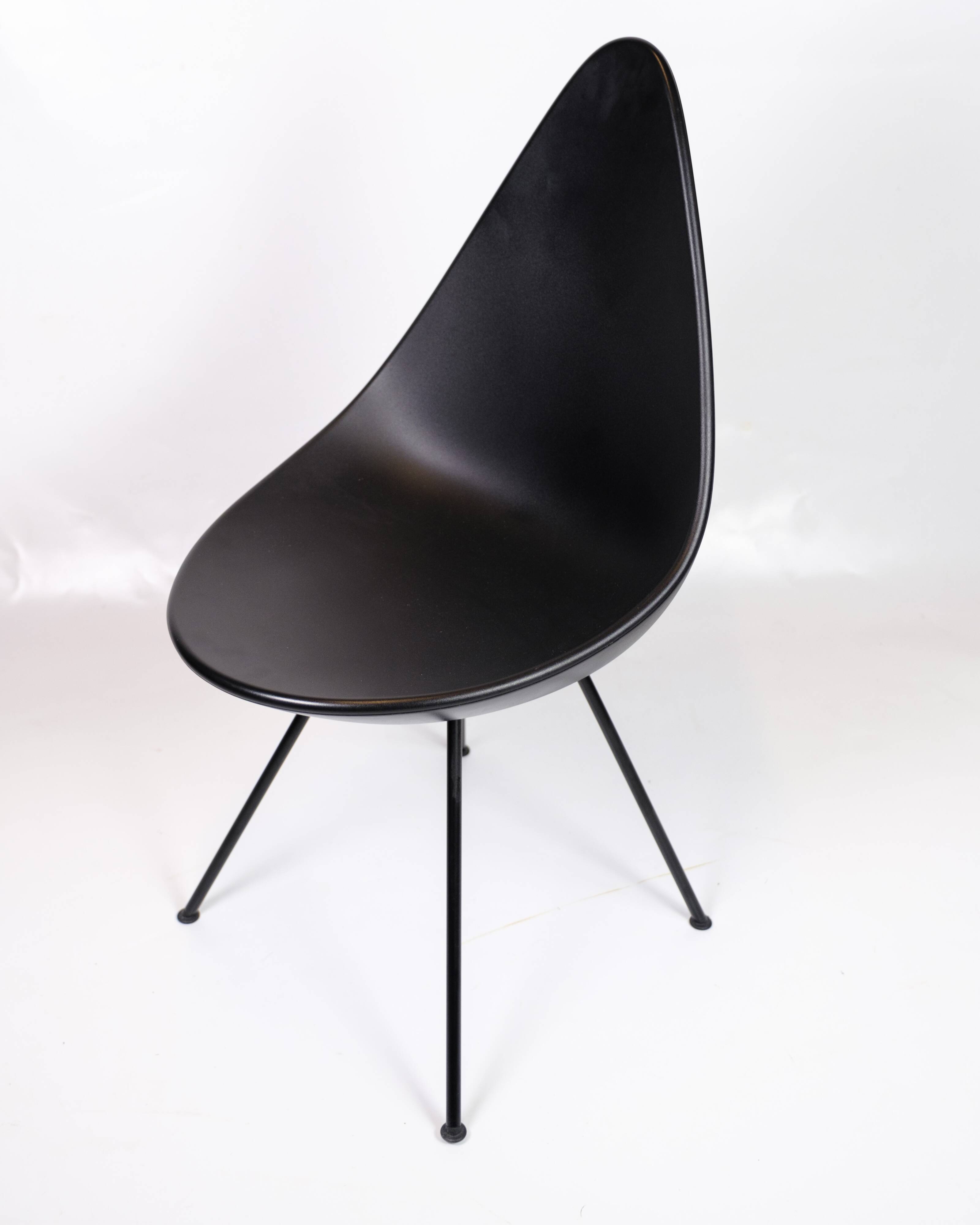 Set Of Four Dining Chairs Model 3110 Made In Black By Arne Jacobsen For Fritz Hansen From 2016s