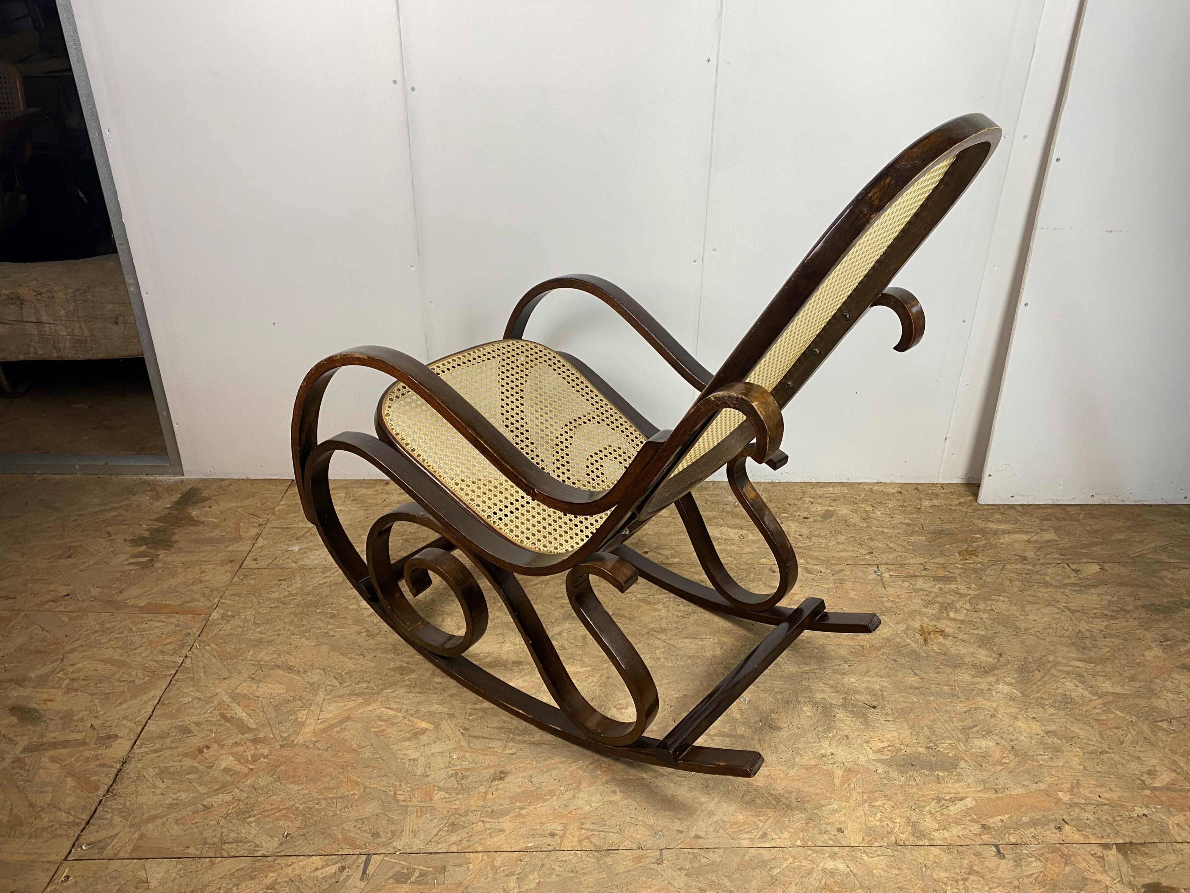 Rocking Chair in wood and canework, vintage 1970s