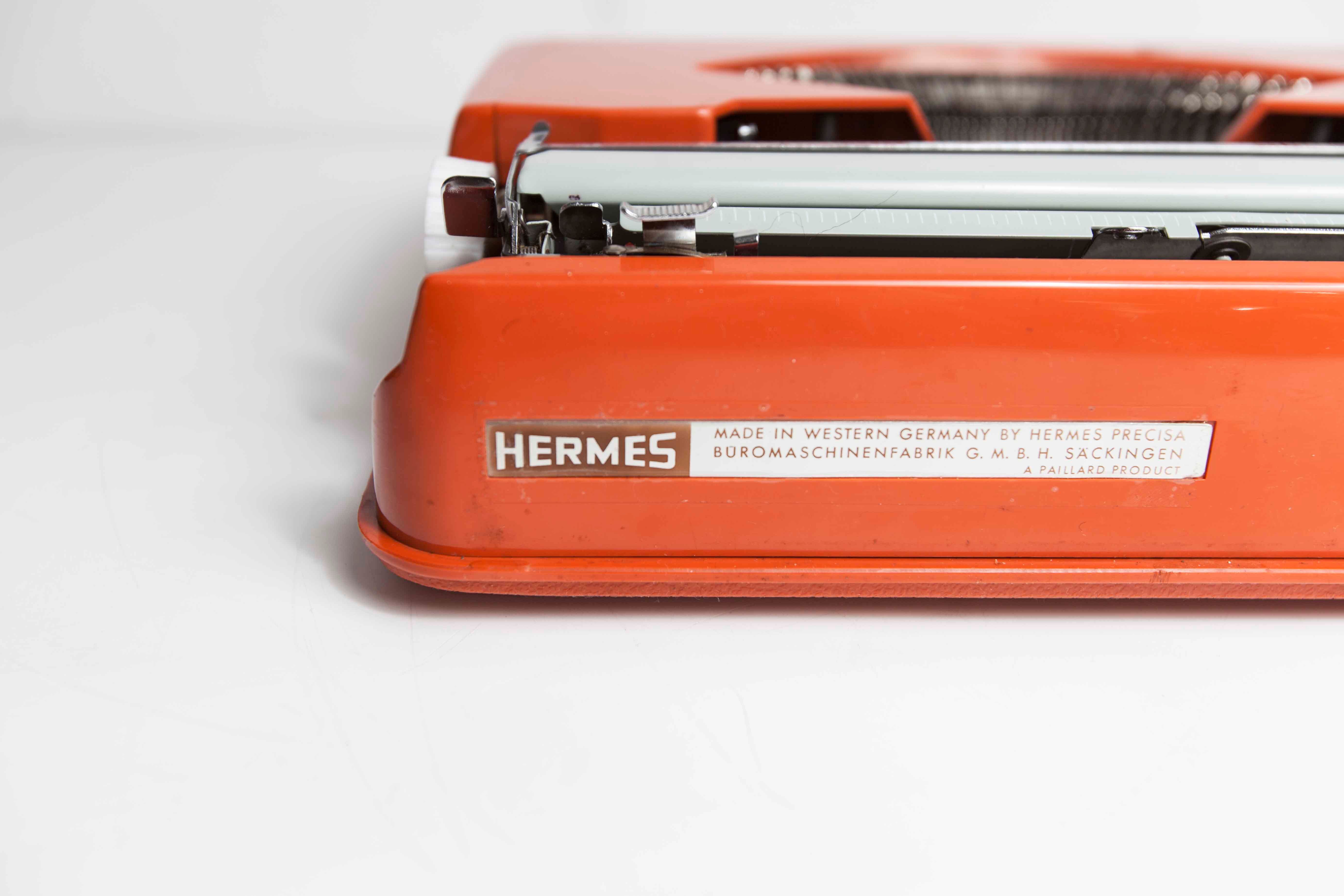 Hermès Baby 1972 new ribbon typewriter