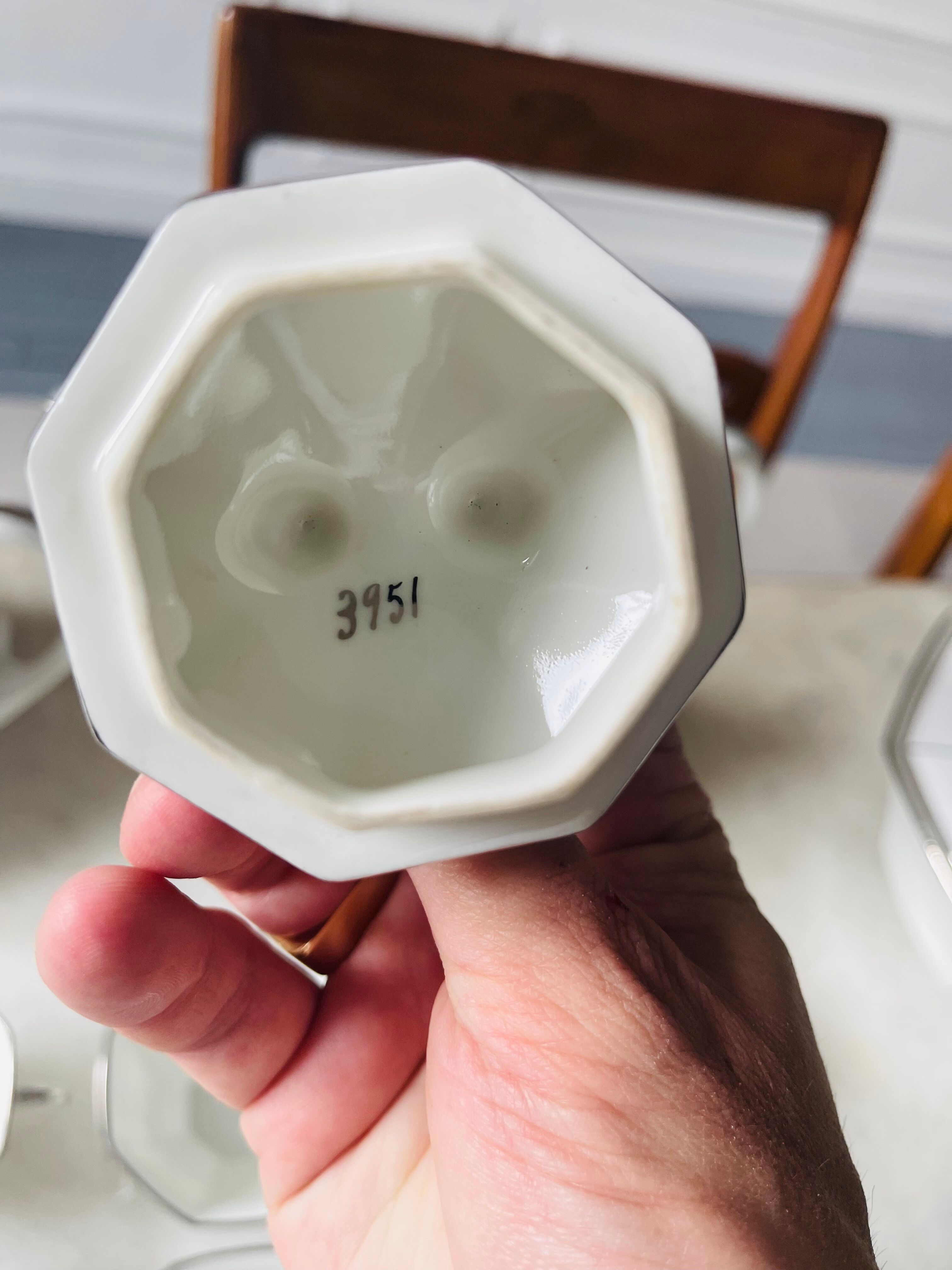 Bernardaud rare table service with platinum pattern art deco