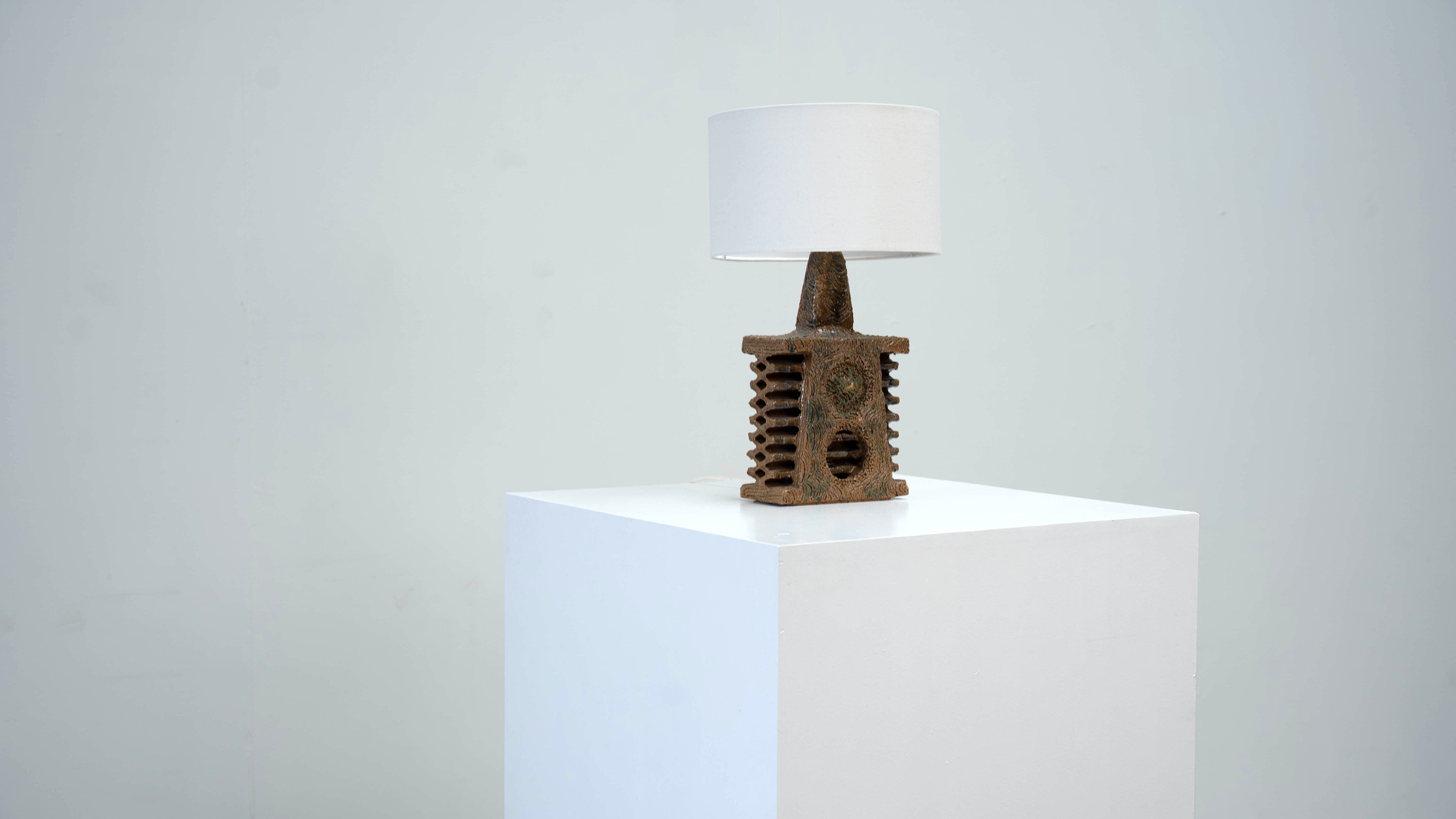 Scandinavian ceramic table lamp