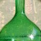 Vase vert verre soufflé Biot  années 60