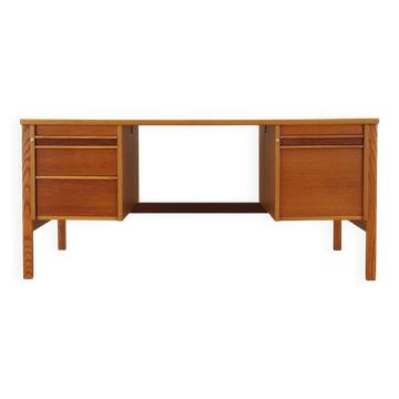 Bureau en frêne, design norvégien, années 1970, production : Norvège