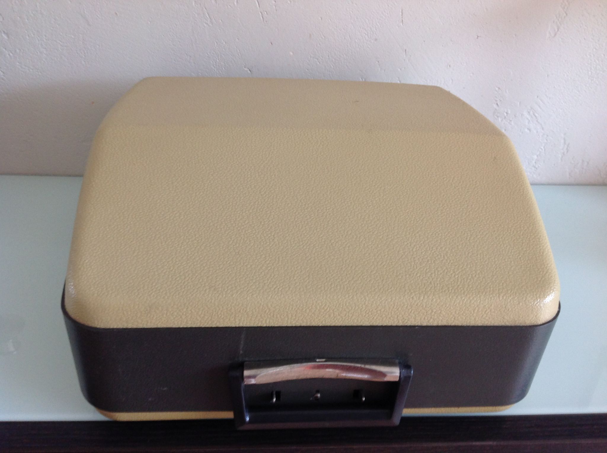 Triumph Gabriele 10 typewriting 1970