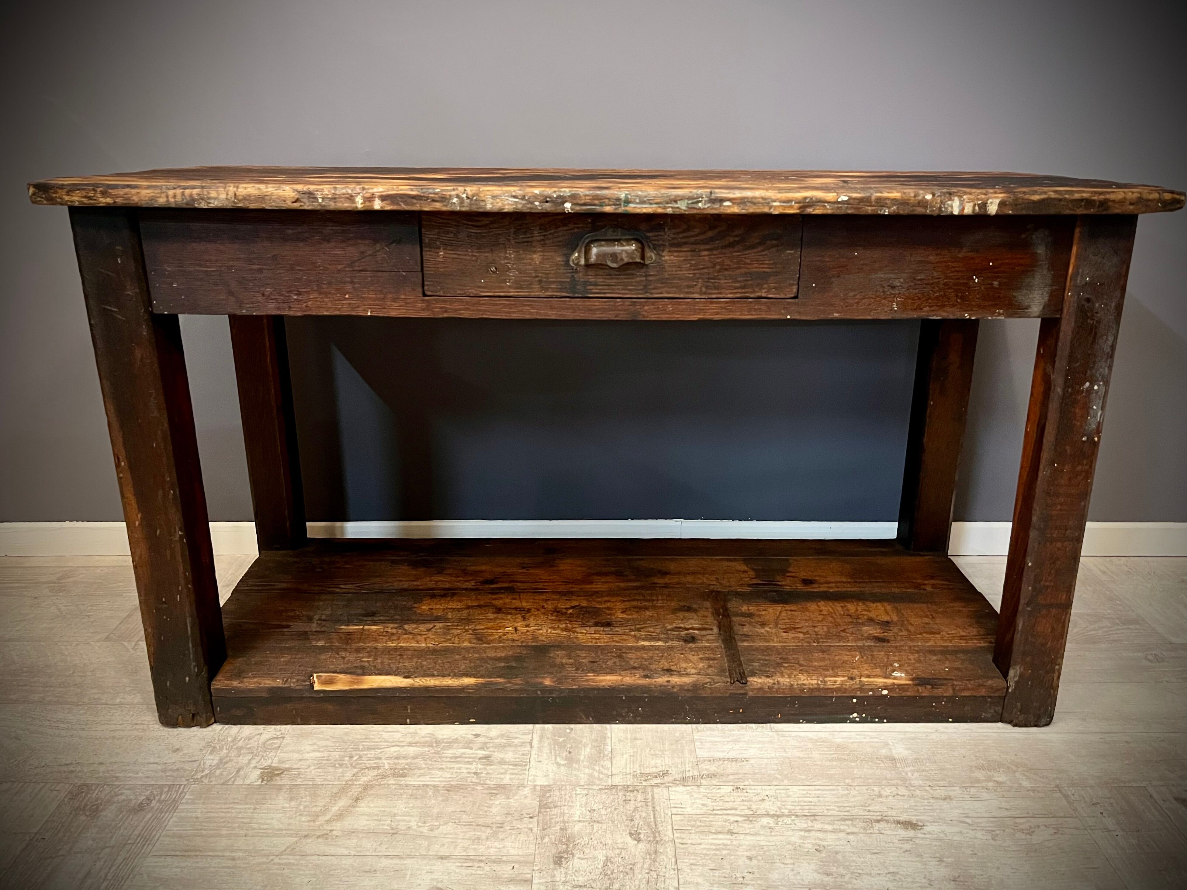 Table old zinc roofer