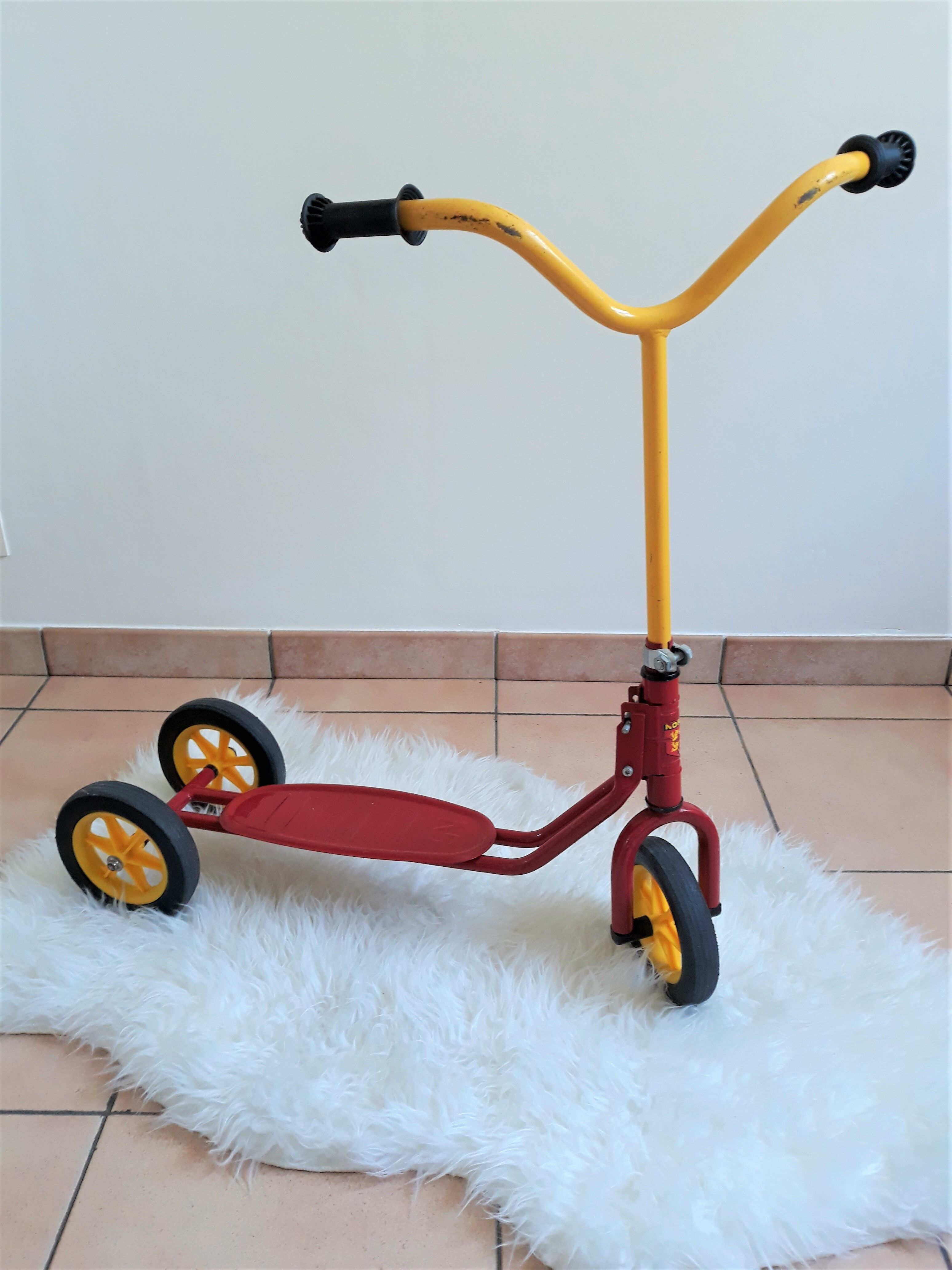 Trottinette vintage de marque Nordy