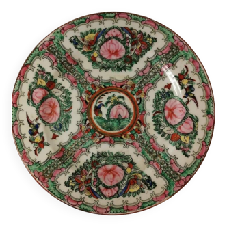 Ancienne assiette en porcelaine de chine macau