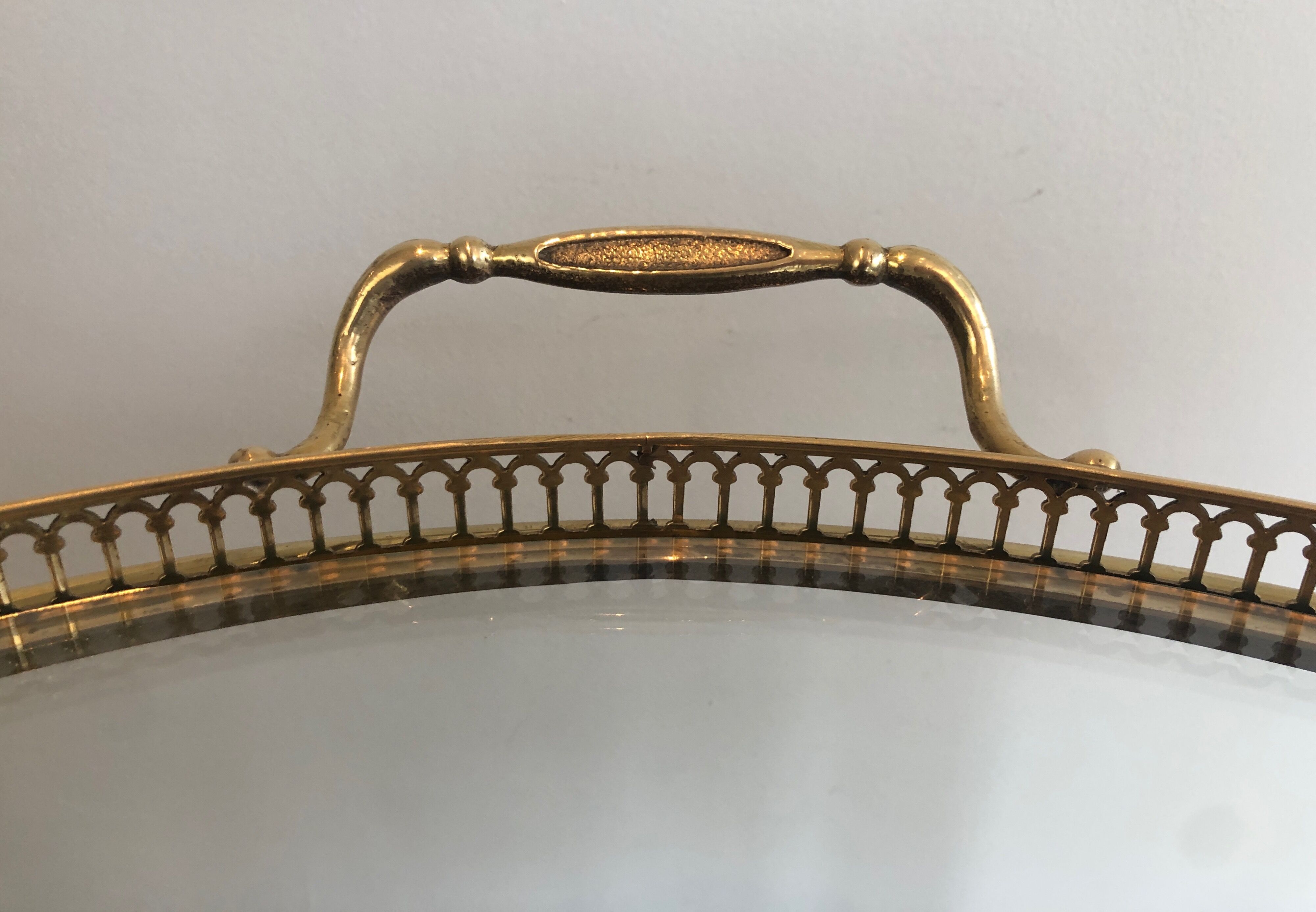 Neoclassical style rolling table in brass