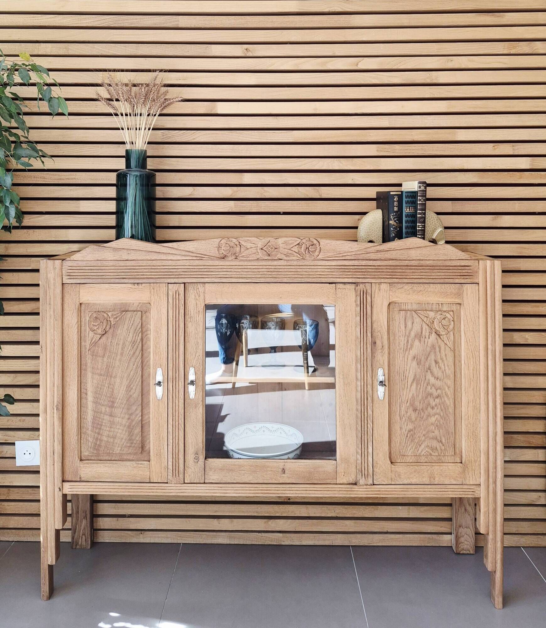 Enfilade / Art Deco display cabinet