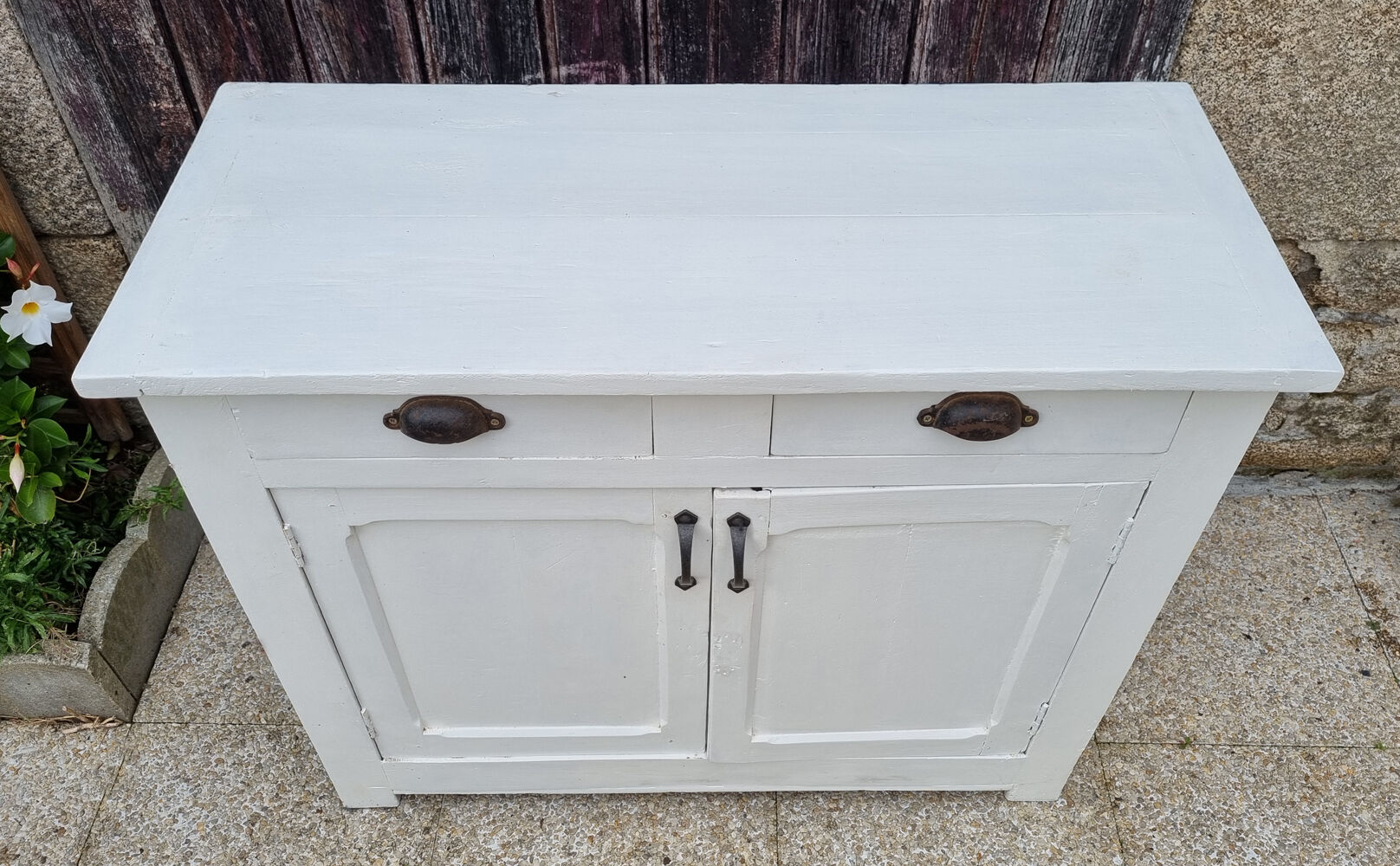 Low Parisian buffet white, vintage, 40s