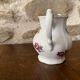 Petit pot à lait ou crémier décor fleurs et liséré doré