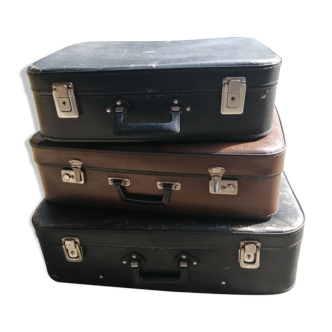 Lot 3 vintage leather suitcases