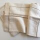 Drap et taies trousseau de réserve en fil de lin brodé de perles