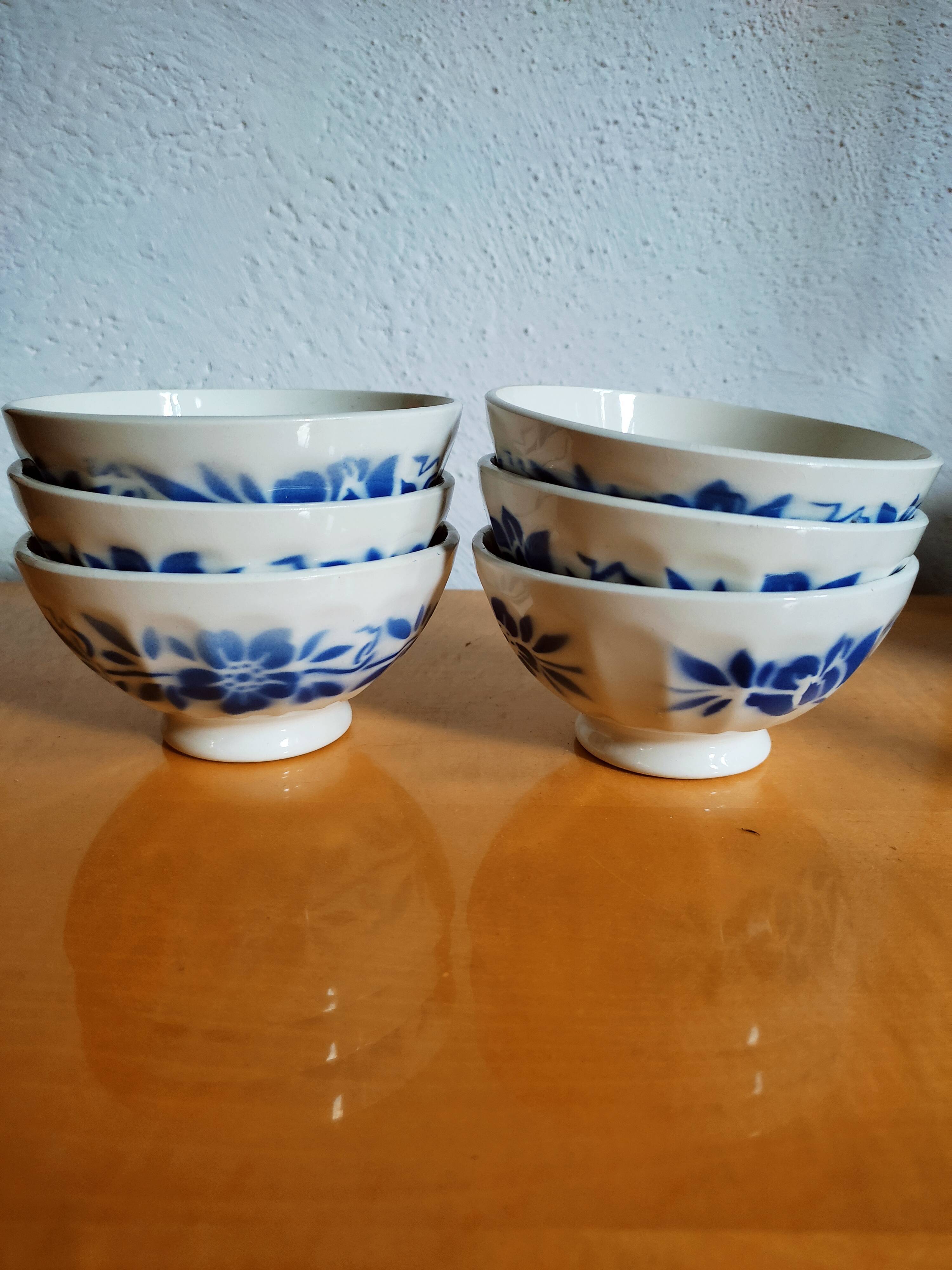 6 earthenware bowls from the 40s