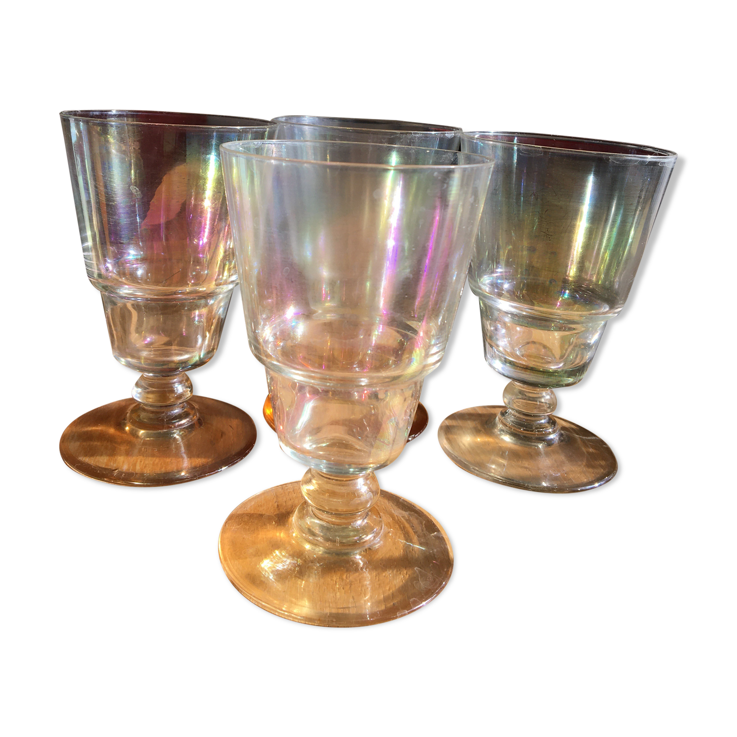 Lot 4 1930s glasses in iridescent mercuris glass