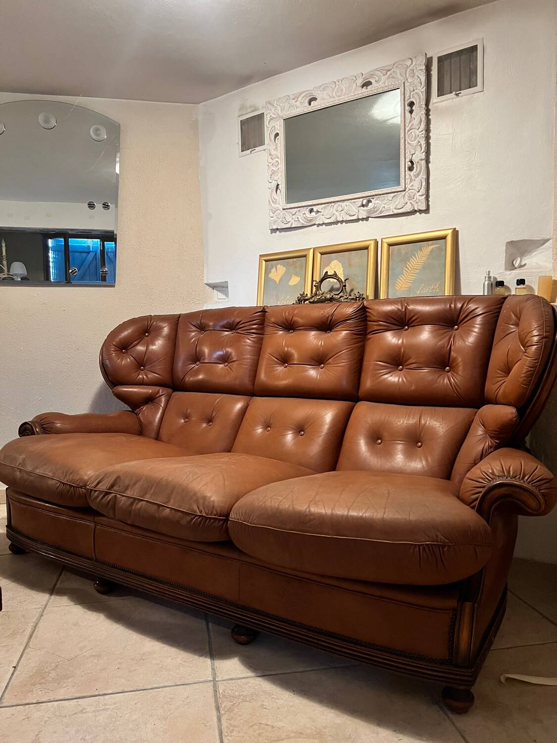 Canapé, Chesterfield