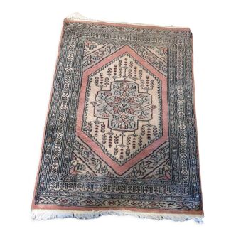 Handmade wool oriental rugs