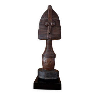Bwété, reliquary guardian figure - Kota Mahongwé, Gabon - wood and copper