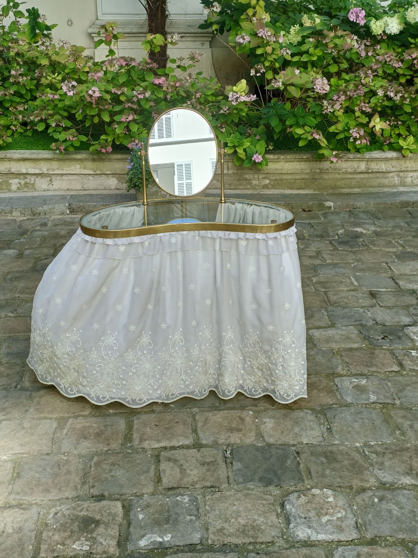 Brass and glass dressing table, with mirror, lighting and steering wheel, by Luigi Brusotti - 1940