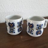 Porcelain mugs duo