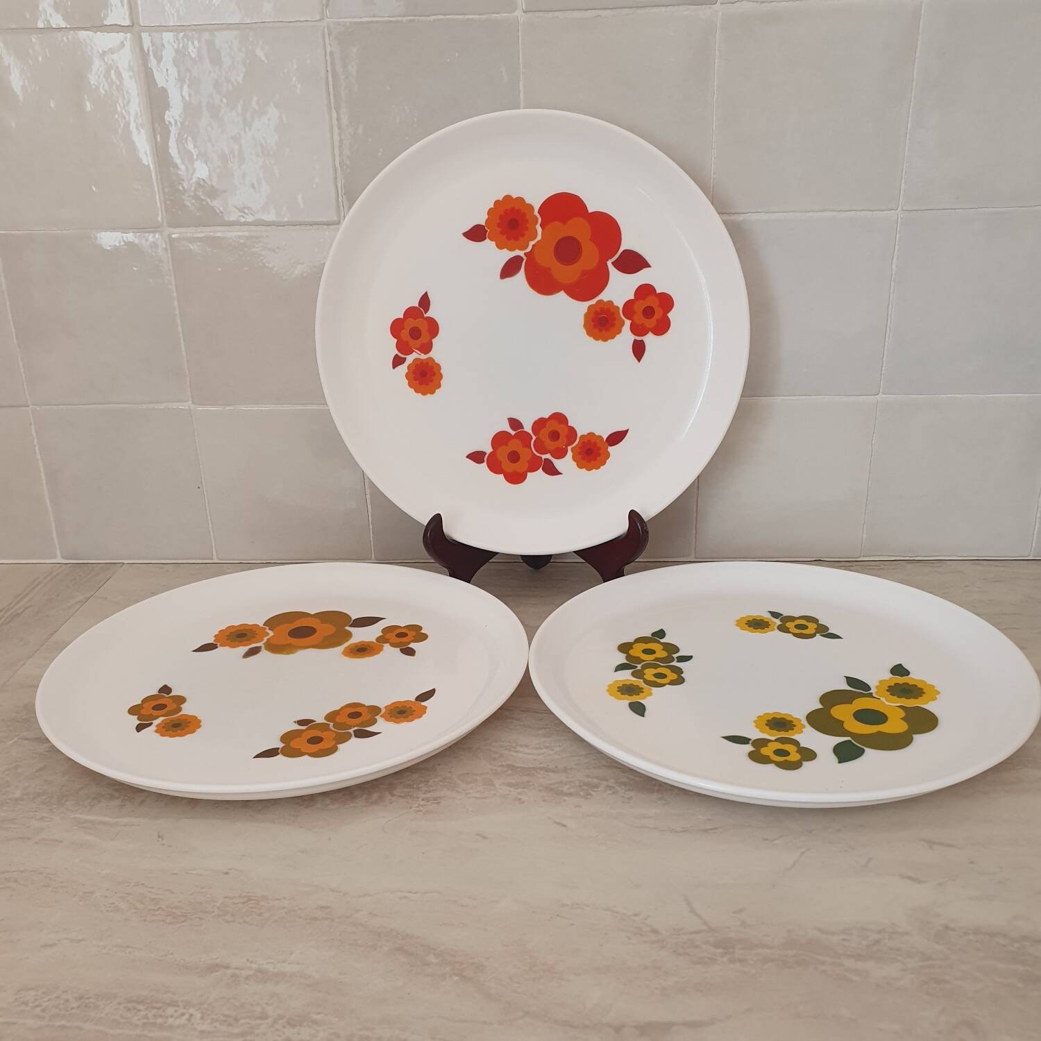 3 flat plates Lotus by Arcopal