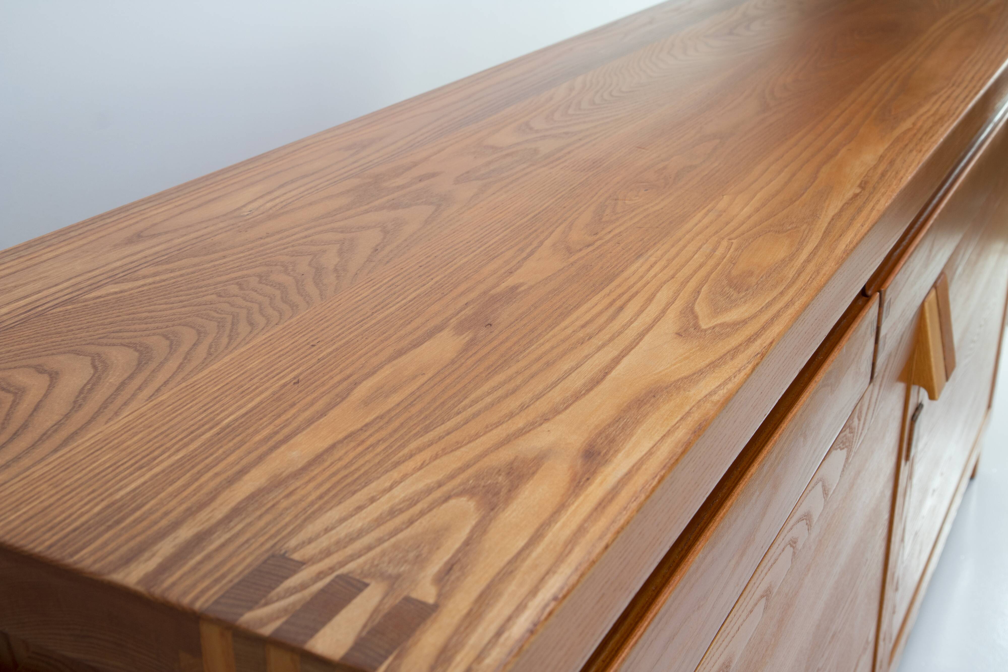 Pierre Chapo – R08 Sideboard