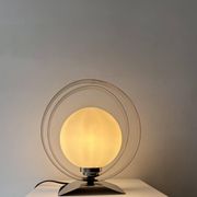 Lampe de table vintage, chrome et opaline, France 1970