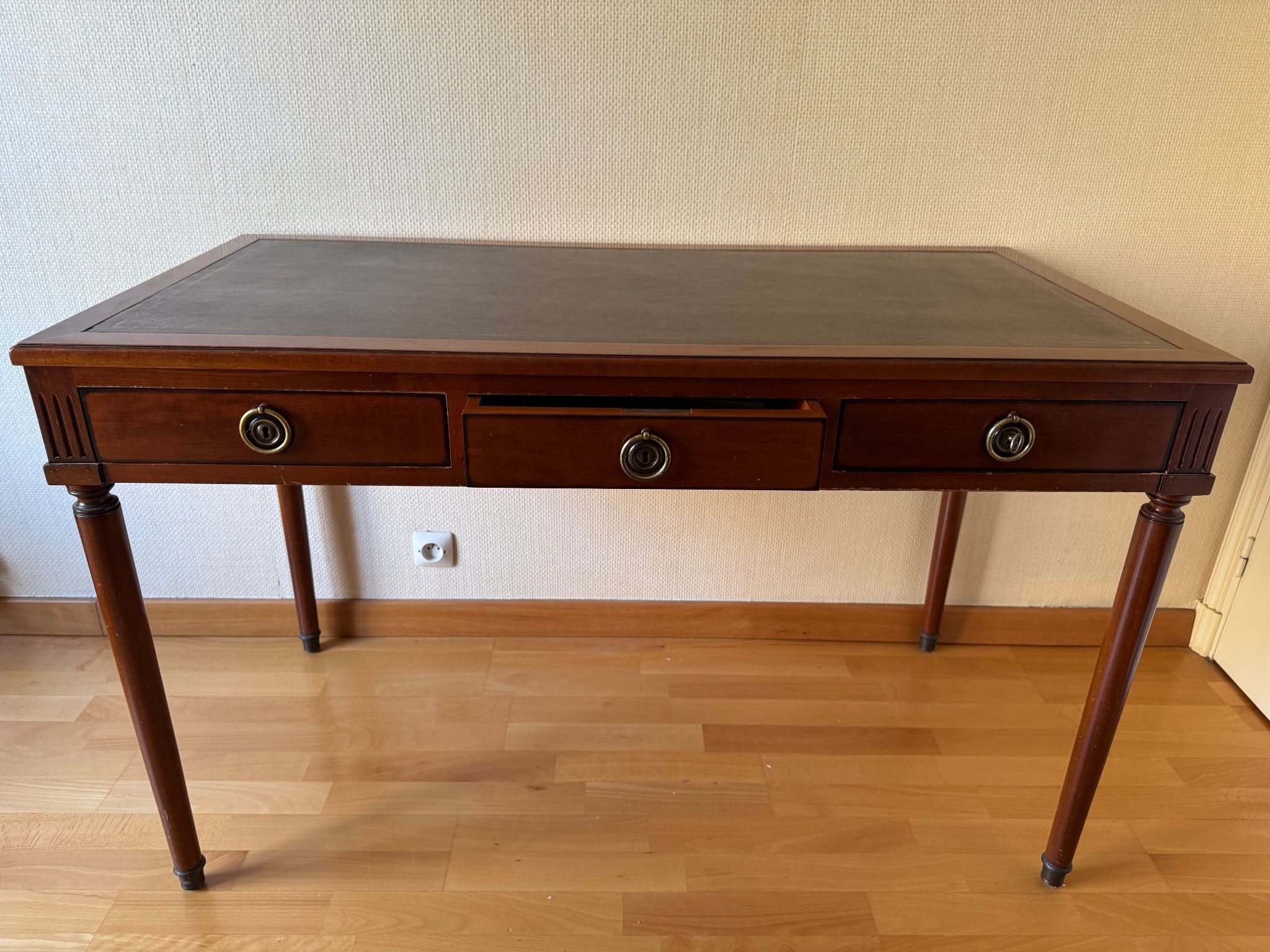 Louis XVI style flat desk "Coubertin" in mahogany reissue by Grange