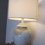 Large enameled porcelain lamp in relief, Asian pattern