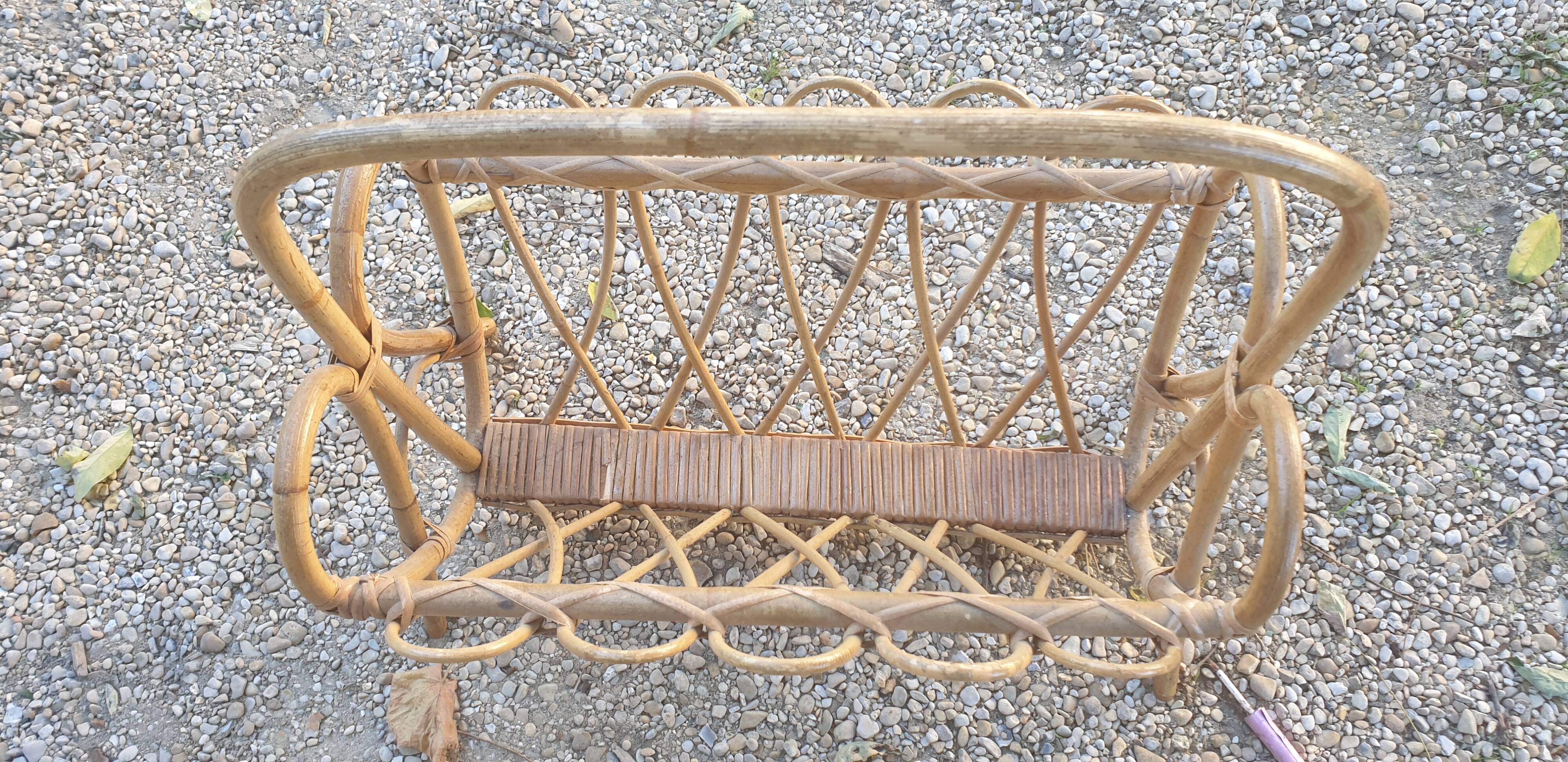 Bamboo magazine door